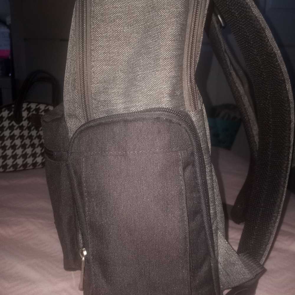 Diper backpack - Picture 3 of 8